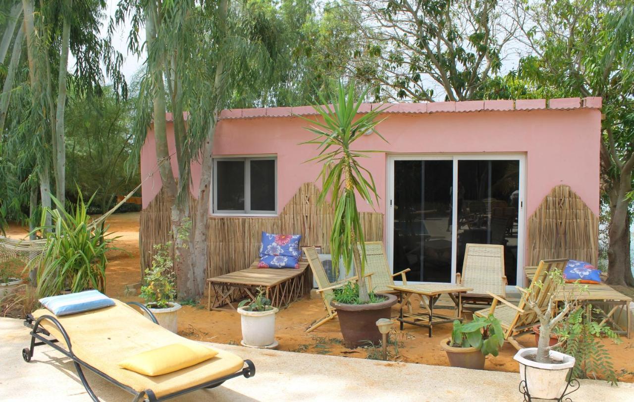 Lampsar Lodge Ndiongo Chambre photo